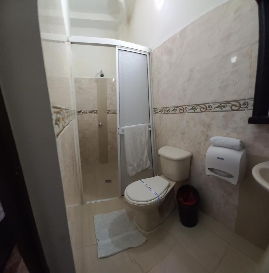 Hotel San Adolfo Carepa Bagian luar foto