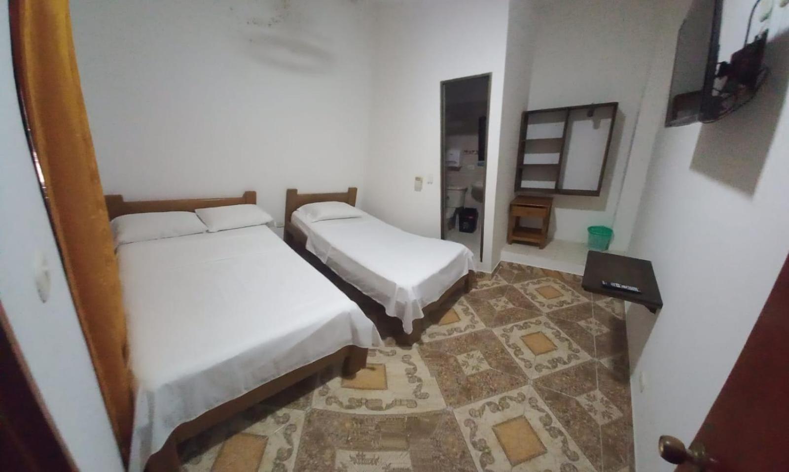 Hotel San Adolfo Carepa Bagian luar foto